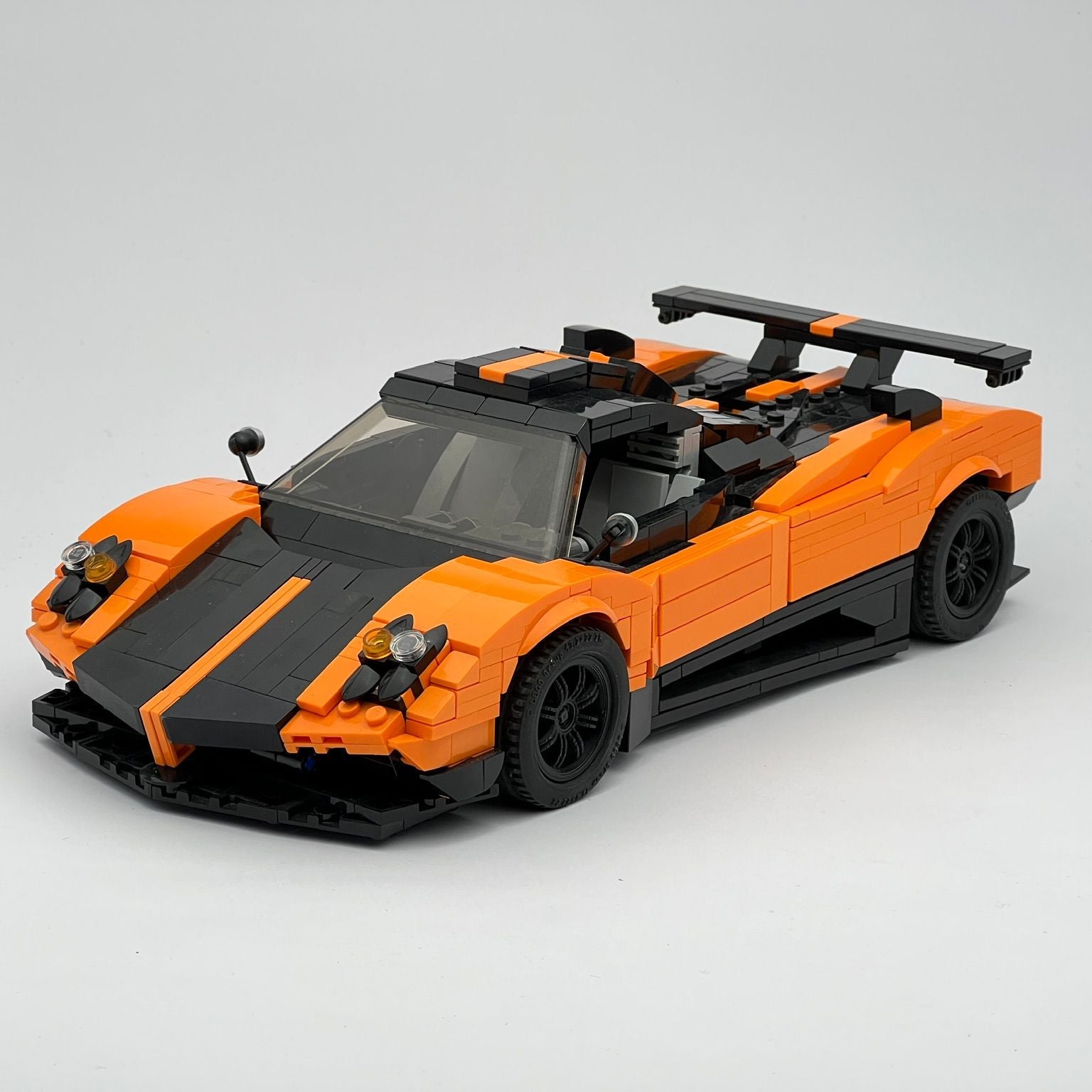 Pagani Zonda CinqueBrick Build Kit - 3DSupercarBricks