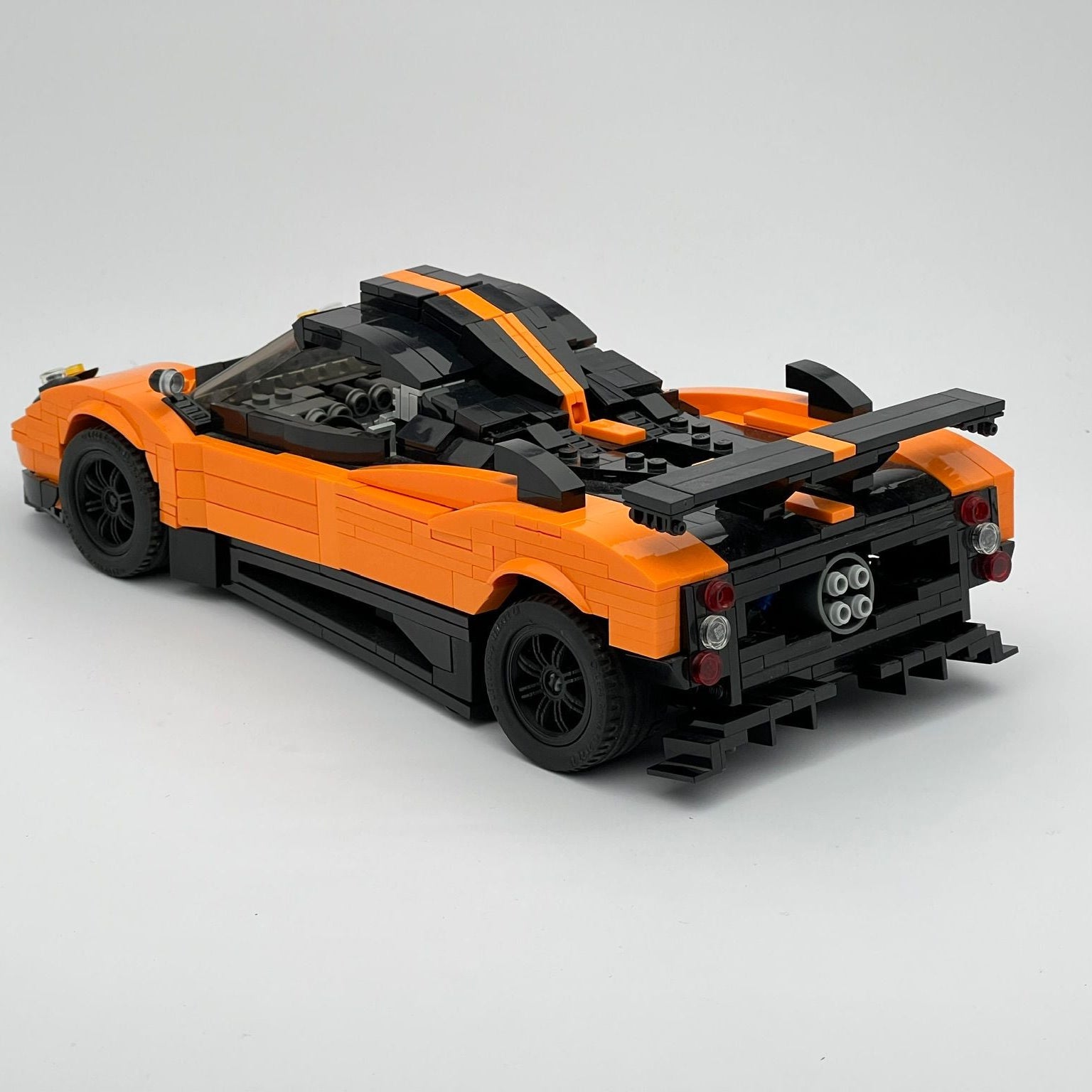 Pagani Zonda CinqueBrick Build Kit - 3DSupercarBricks